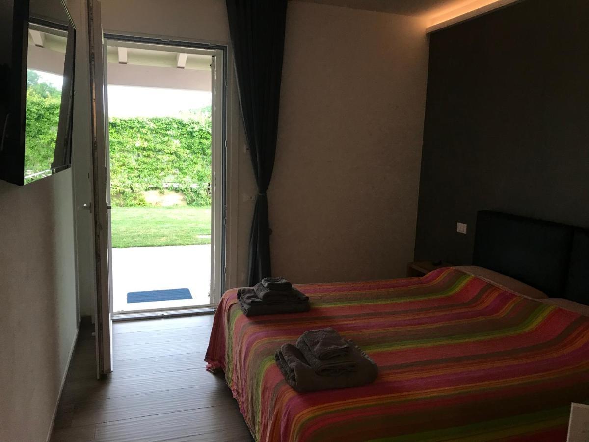 Hotel Dimora Aurora à Pastrengo Extérieur photo